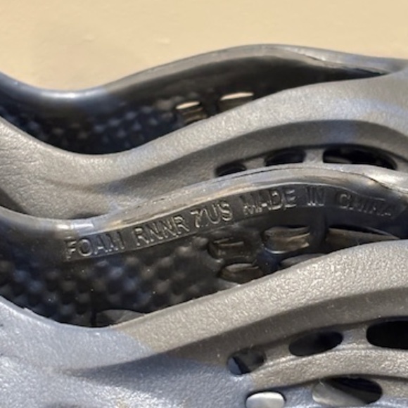 Yeezy Foam Runner “Mineral Blue” (Size 7) - Picture 2 of 4